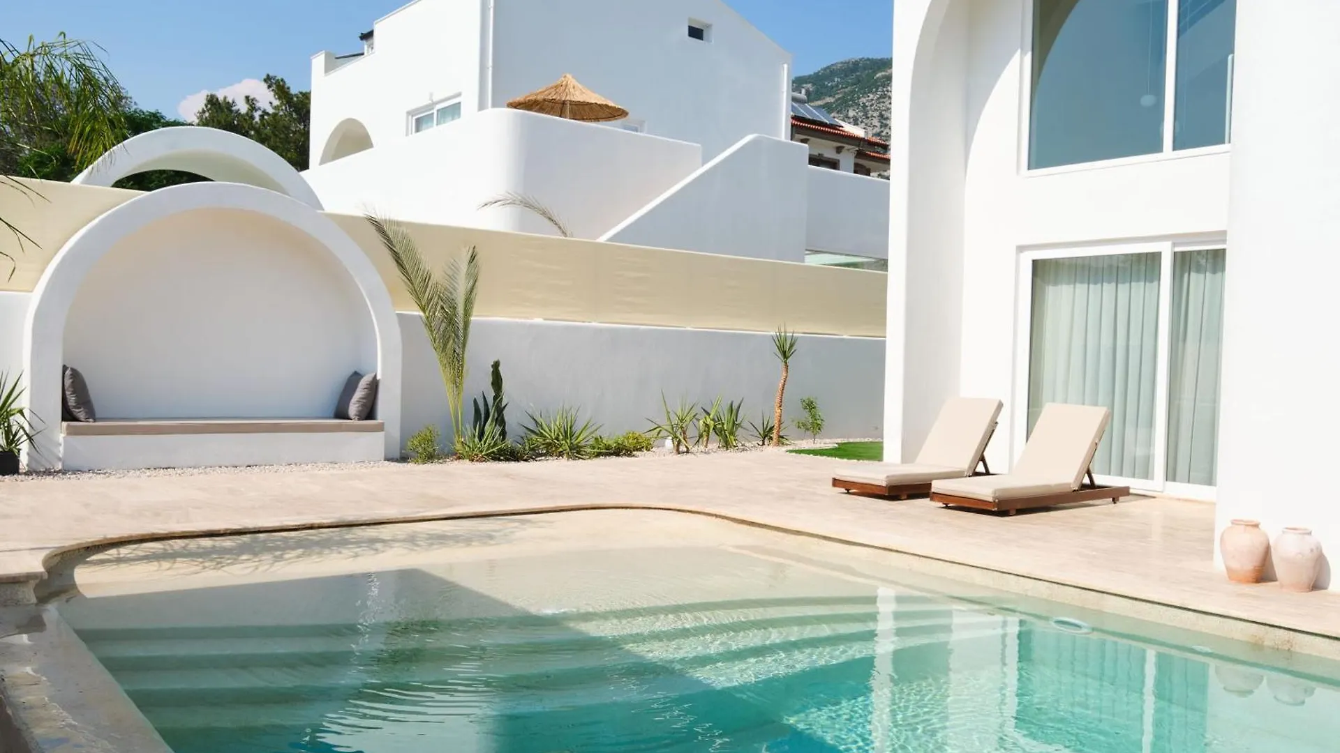 Villa Neox With 2 Pools, Jacuzzi, Sauna & Minigolf Fethiye